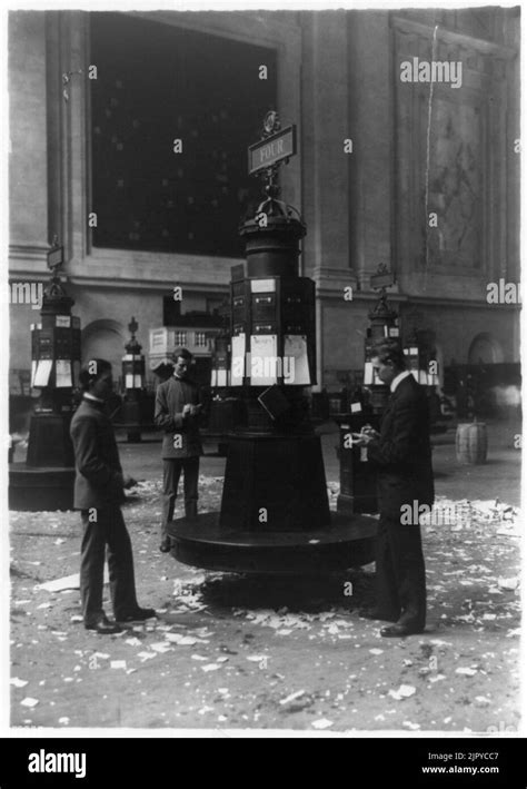 Men at Stock Exchange 的图像结果