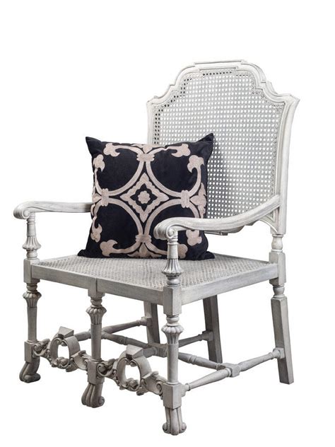 Discover the perfect chair that meets all your needs! | Goodhomes.co.in