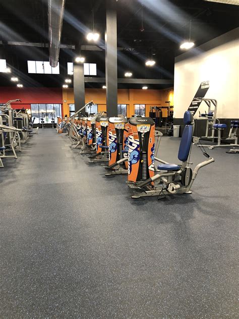 CRUNCH FITNESS - EAST BRUNSWICK - 645 NJ-18, East Brunswick NJ - Hours ...