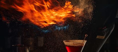 Cocktail Bar on 35th Floor at Penthouse Bar + Grill, Park Hyatt Bangkok ...