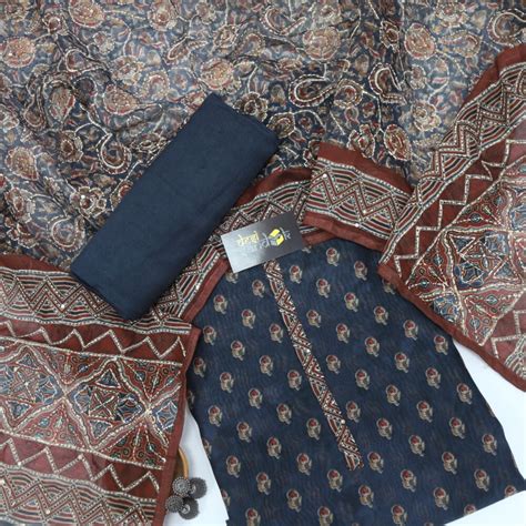Midnight Blue Digital Printed Top with Kantha Dupatta Set – Desisandook ...