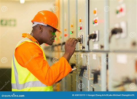 African American Technician Stock Image - Image of occupation, business: 43815319