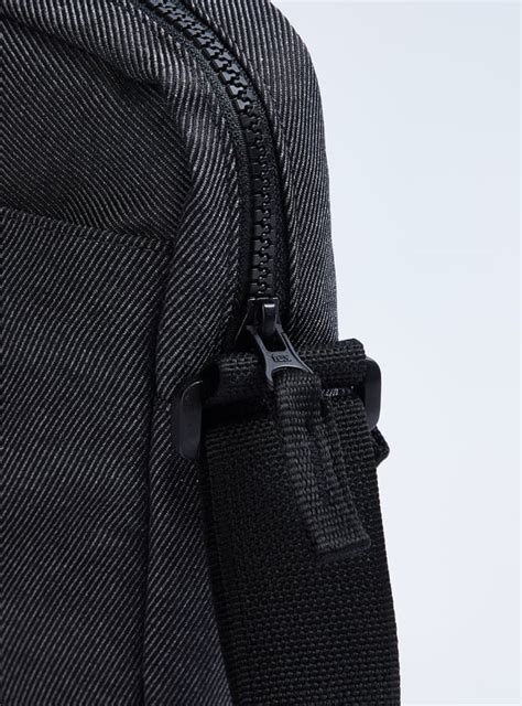 Buy Men Textured Crossbody Bag Online at just Rs. 699.0 - 1000014759684 ...