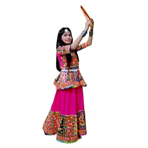 What is the Difference Between Dandiya and Garba? - Garba Dress Costume