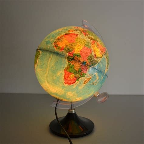 Pretty World Globe 的图像结果