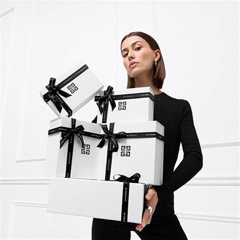 L'interdit Rouge - Eau de parfum floral, spicy, woody | Givenchy Beauty