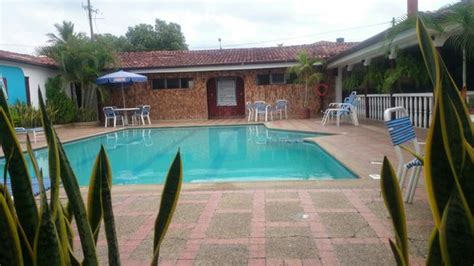 HOTEL SANTA BARBARA ARAUCA - Hotel Reviews, Photos, Rate Comparison ...