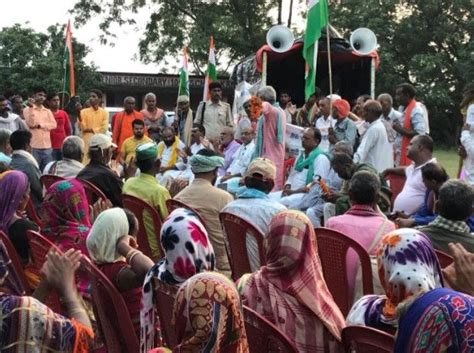 Farmers’ March from Champaran to Varanasi Reaches UP Border