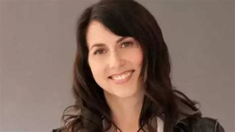 கெமிஸ்ட்ரி ஆசிரியர் உடன் திருமணம்.. உலகின் 3வது பணக்கார பெண் மெக்கென்சி ...