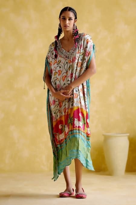 Buy Blue Modal, Satin Embroidery V-neck Linus Lotus And Bull Print ...