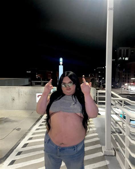 Ali C Lopez의 성별은 무엇입니까? 설명