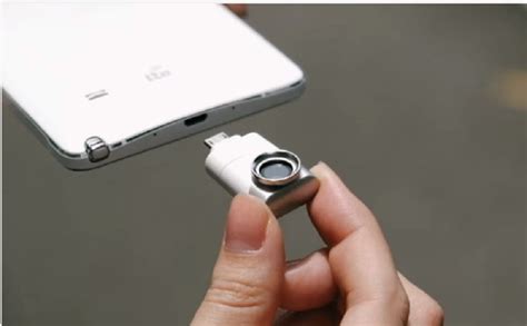 安卓手机摄像头插件亮相 可拍摄3D视频_科技_环球网