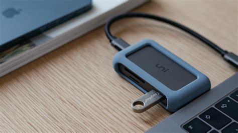 6 Best Docking Stations for Apple Macbook Air M2 - Guiding Tech