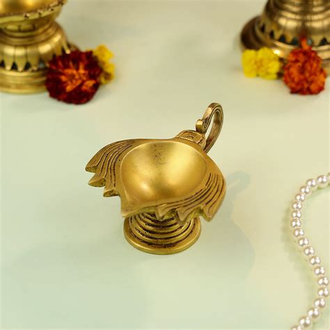 Brass Lotus Shaped Aarti Diya – Ethnic India Handicrafts