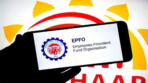 EPF scheme: ఈపీఎఫ్‌లో చేరితే కోటీశ్వరులే..రిటైర్మెంట్ నాటికి నమ్మలేని రాబడి