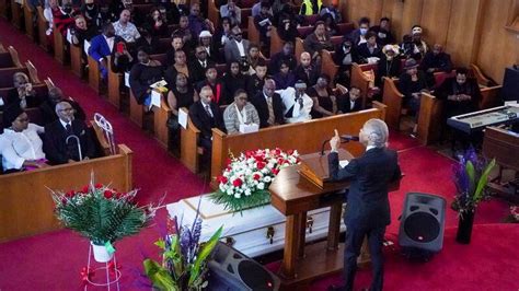 Jordan Neely, NYC subway rider choked to death, is mourned at Manhattan ...