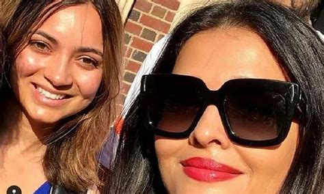 Aishwarya Rai Bachchan Abhishek Bachchan New York selfie viral - India ...