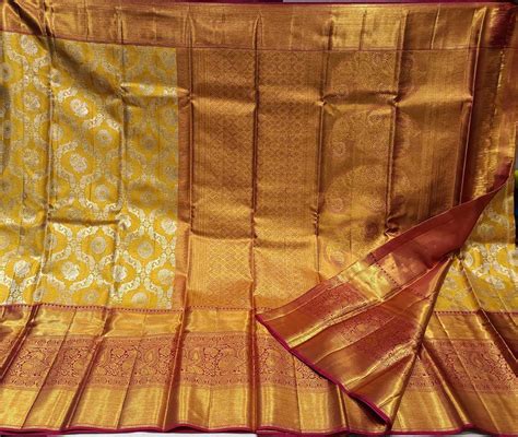 Shop Golden Kanjeevaram Handloom Silk Sarees Online