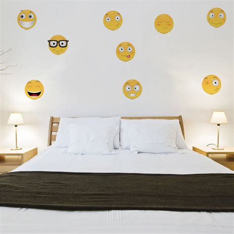 Rawpockets Decal ' Smiley ' (Material - PVC Vinyl Matte Finish, Wall ...