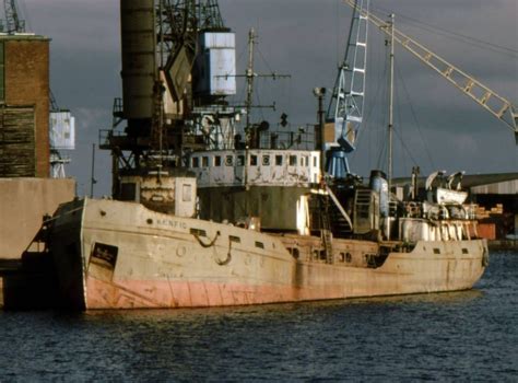 Kenfig - Grab dredgers | Dredgepoint