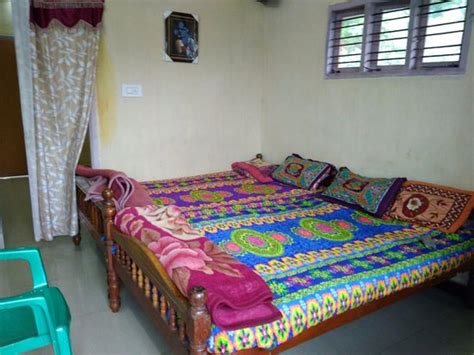 CHITTU HOME STAY (Valparai, Tamil Nadu) - Specialty Inn Reviews ...