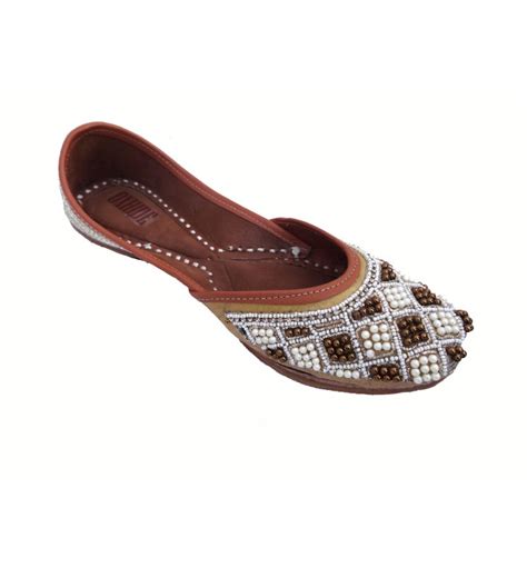 Oxhide Embroidered Leather Jutti