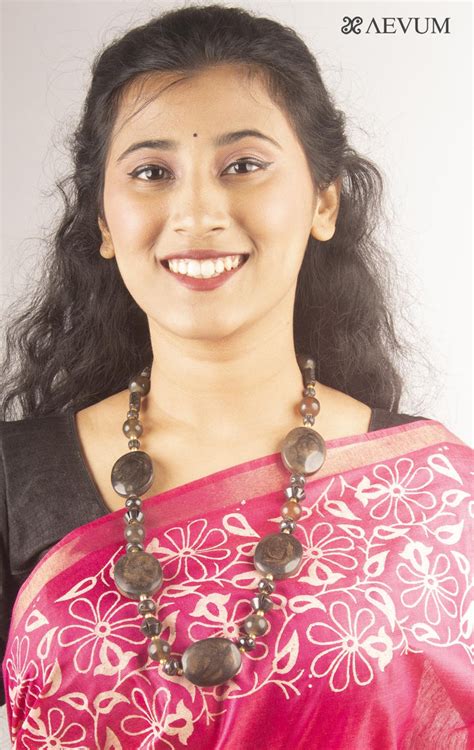 Handmade Beaded Necklace BDNECK-027 – AEVUM