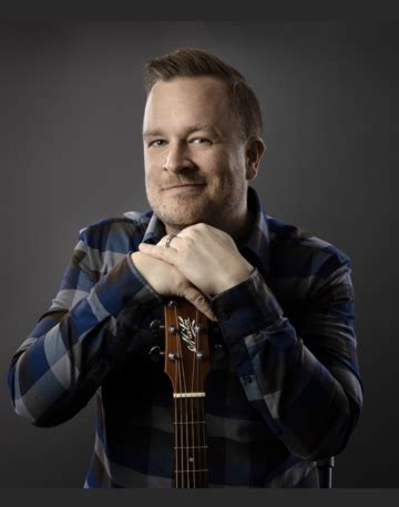 Stephan Hume - Singer, Guitarist, and Entertainer - Acoustic Guitarist ...