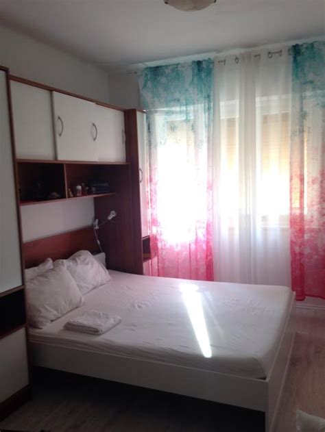 ROOMS STAMBUK (Split) - Apartment Reviews, Photos, Rate Comparison ...