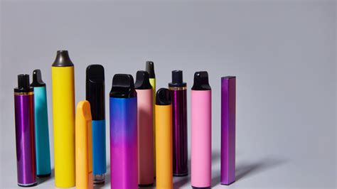 Vaping and Young Lungs: The alarming link Between e-cigarettes and lung ...