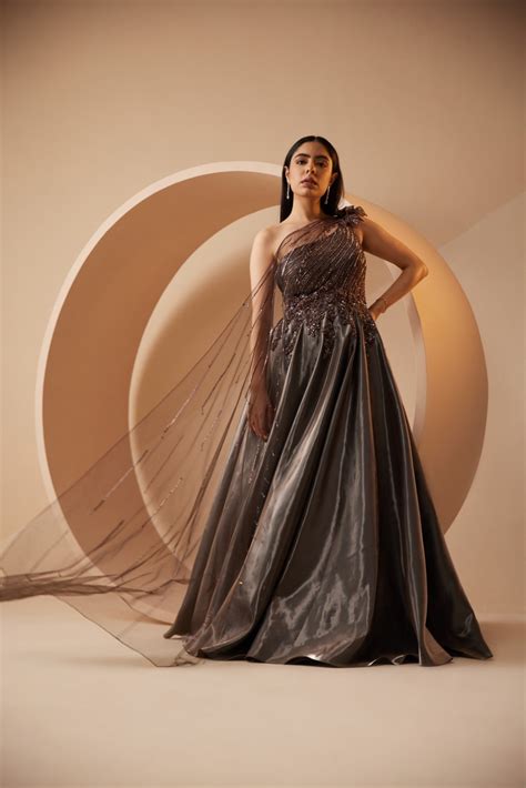 Myra – ROQA (A Unit of Sangeeta Creations)