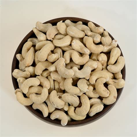 Cashew Nuts Roasted & Salted |Buy all spiced flavor of Kaju nut Online ...