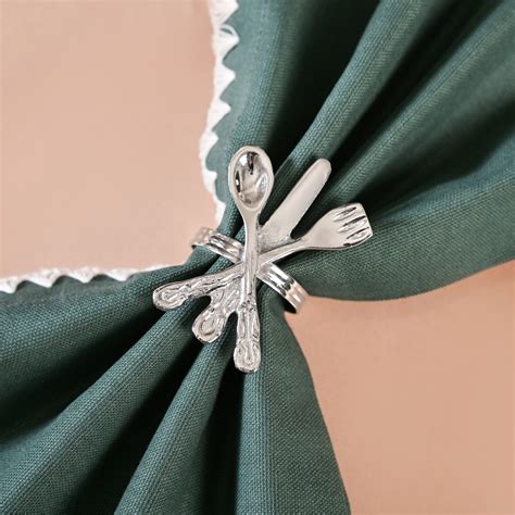 Pure Brass Cutlery Napkin Ring Set Of 6 Silver Online - Premium Napkin ...