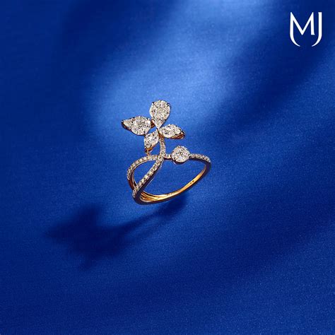 Diamond Ring Designs | Buy Diamond Ring Online India - Manubhai Jewellers