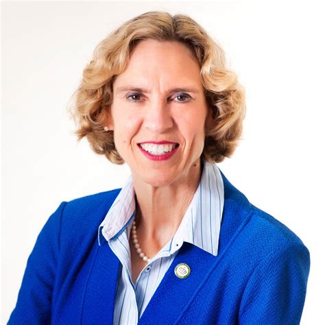 Mayor Jennifer Roberts