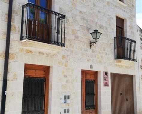 CASA RURAL LAS CONDESAS (Santo Domingo de Silos) - Lodging Reviews ...