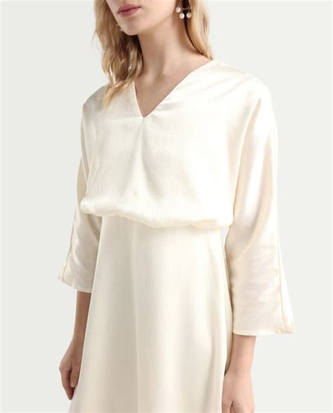 Rareism Women's Somsho Off White Polyester V-Neck Plain Kimono Sleeve