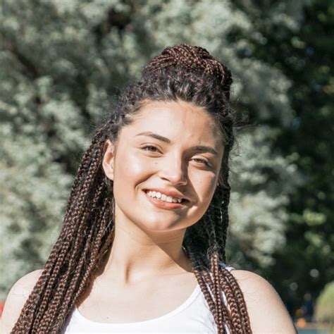 Chloe - Maths teacher - ₹2382/h