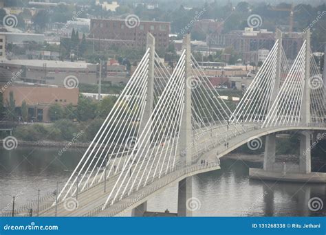 Tilikum Crossing Bridge in Portland, Oregon Editorial Stock Photo ...