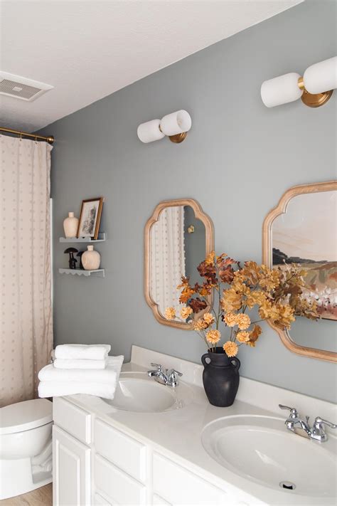 17 Best DIY Bathroom Remodel Ideas for a Small Budget - Caitlin Marie ...