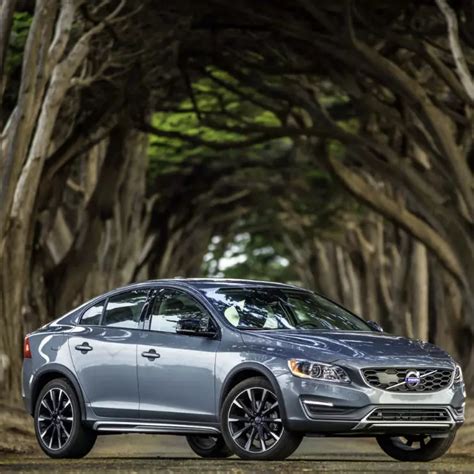 15 hatchbacks & sedans with SUV-like ground clearance: Tata Tigor to ...