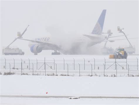 Extreme Weather Flight Disruptions