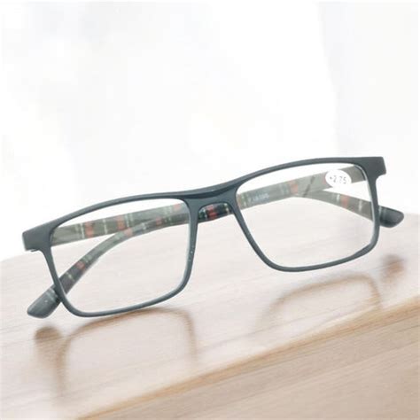 Luxury Rectangle Reading Glasses – Glasses India Online