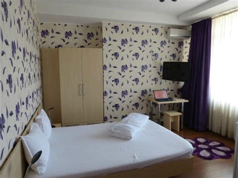 HOTEL LA GIL (Bucharest) - Hotel Reviews, Photos, Rate Comparison ...