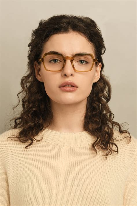 Trapslang | Vasuma Eyewear | Eyewear design, Thin frame glasses, Calabar