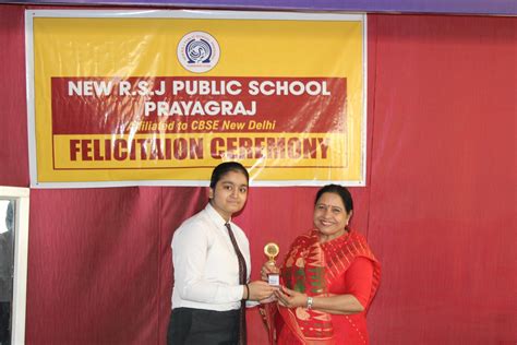 Index of /Chhatnag/uploads/photo_gallery/FELICITATION-CEREMONY/