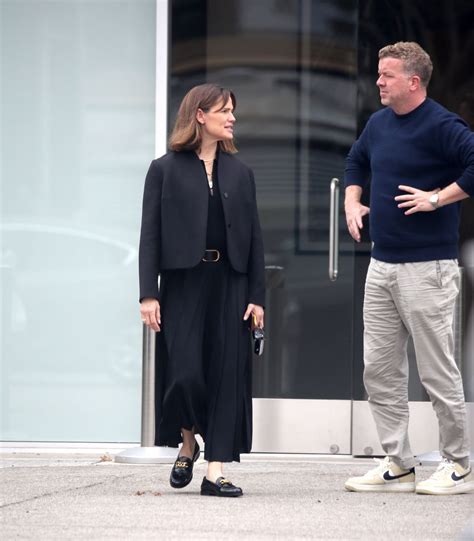 JENNIFER GARNER and Joseph McGinty Nichol Out in Los Angeles 05/25/2023 – HawtCelebs