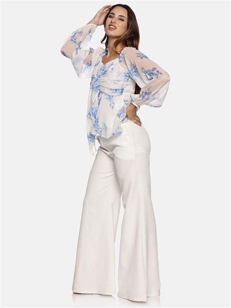 Women's tops - Up to 30% offer