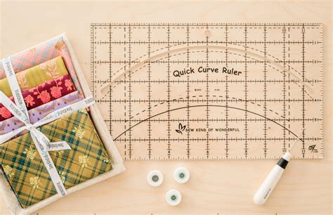 Creative Grid Video Curvy Log Cabin 的图像结果