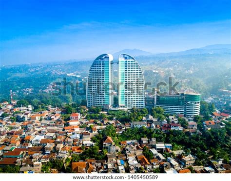 West Java 的图像结果